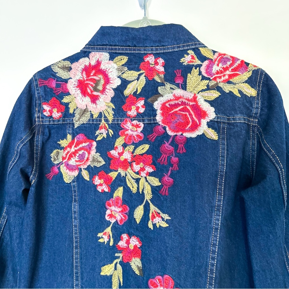 Johnny Was Desi Rose Floral Embroidered Blue Denim Button Jacket - Picture 4 of 7